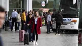 Fiyatları duyan evde kalacak! Tatil planı yapan herkes bunu merak ediyordu: 4 kişi için 20 bin lirayı buluyor