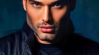 Dünyanın konuştuğu davaya kehanetiyle dahil oldu! Yaşayan Nostradamus Athos Salome, 'öngörülemezlik katmanı' dedi... Sağlığına dikkat et uyarısında bulundu