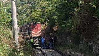 Tren yolu hattında yürürken... Feci olay! Lokomotifin çarptığı adam hayatını kaybetti