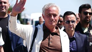 Fenerbahçe'nin teknik direktörü Jose Mourinho'dan ilk paylaşım geldi!