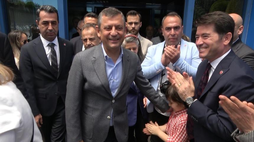 CHP lideri Özgür Özel 'Çay Mitingi'ne katıldı: "Üreticinin derdi, bizim derdimizdir"