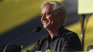 SON DAKİKA: Fenerbahçe'den Jose Mourinho için KAP açıklaması geldi! Portekizli hocanın maaşı da belli oldu
