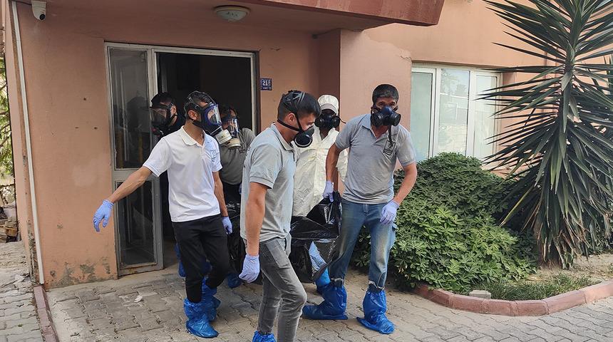 Komşular haberini verdi! Kötü koku acı gerçeği ortaya çıkardı