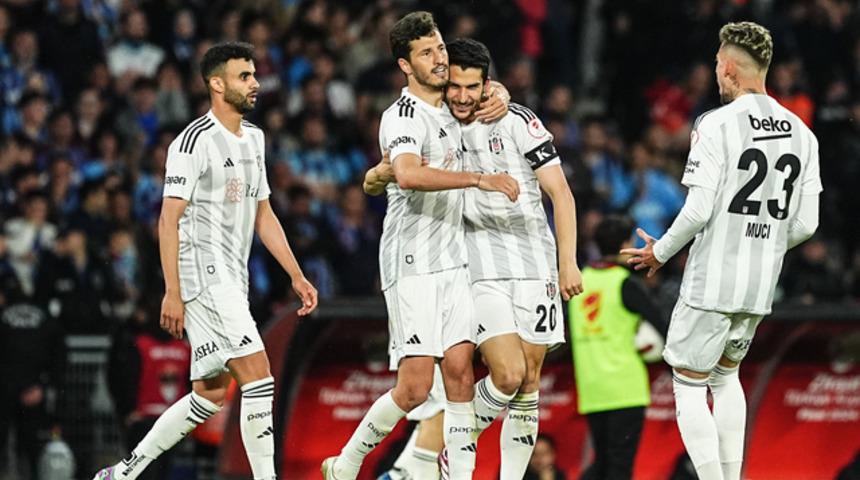 Beşiktaş'ta ayrılık! Rachid Ghezzal takıme böyle veda etti