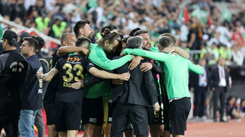 Tarihinde bir ilk! Iğdır FK, 1. Lig'e yükseldi