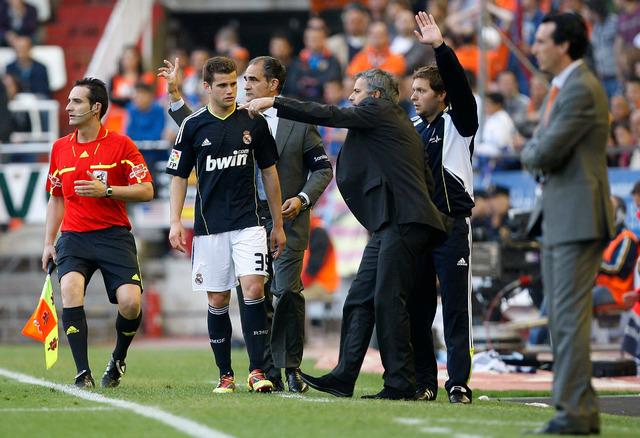 Şampiyonlar Ligi finalinde ilk 11 başlamıştı! Mourinho'nun ilk isteği Real Madrid'in yıldızı Nacho Fernandez oldu 640xauto