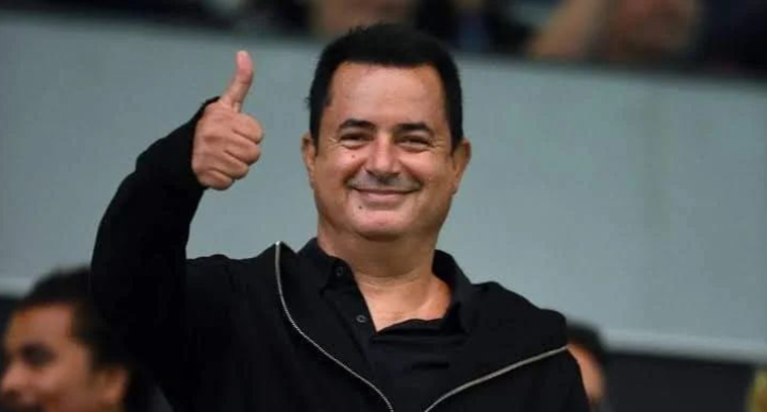 Fenerbah&ccedil;e taraftarı yeni sezonu iple &ccedil;ekiyor! Acun Ilıcalı canlı yayında a&ccedil;ıkladı: 3-4 d&uuml;nya yıldızı geliyor