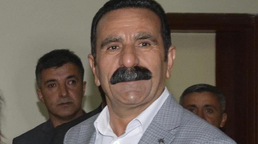 Son dakika: Hakkari Belediye Başkanı Mehmet Sıddık Akış, Van'da gözaltına alınmıştı! Görevden alındı