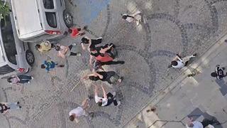 Tekme ve değneklerle saldırdılar! İstanbul'da çocukların kavgasına anneler de karıştı