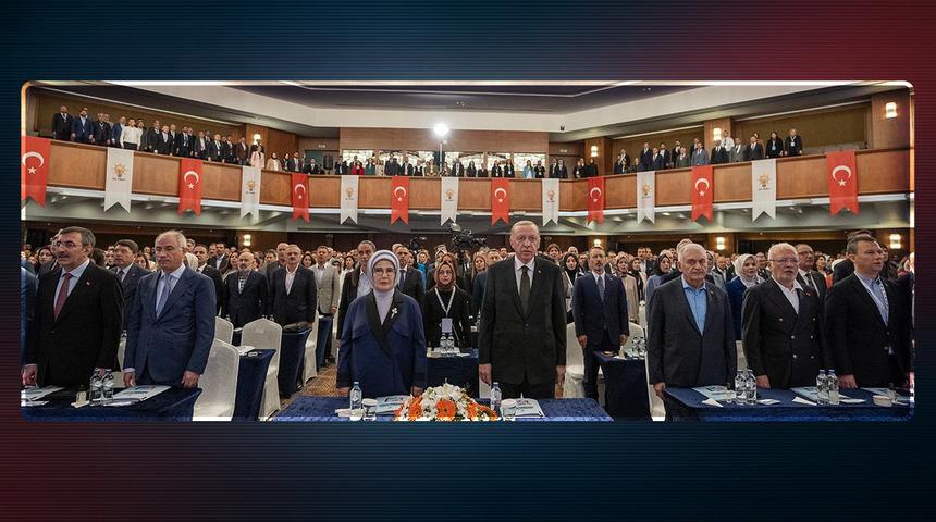 10 ayrı reformla 10 puan hedefi! AK Parti'de 'Kızılcahamam' isyanı... Toplantıya damga vurdu: "Halktan koptuk! Öz eleştiri yapmıyor, hala orada oturuyorsunuz"