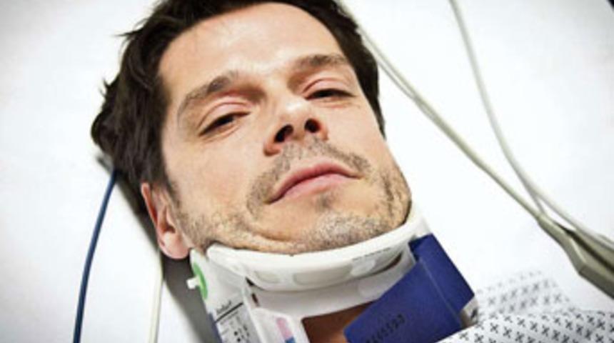 &Uuml;&ccedil; metreden havuza &ccedil;akıldı