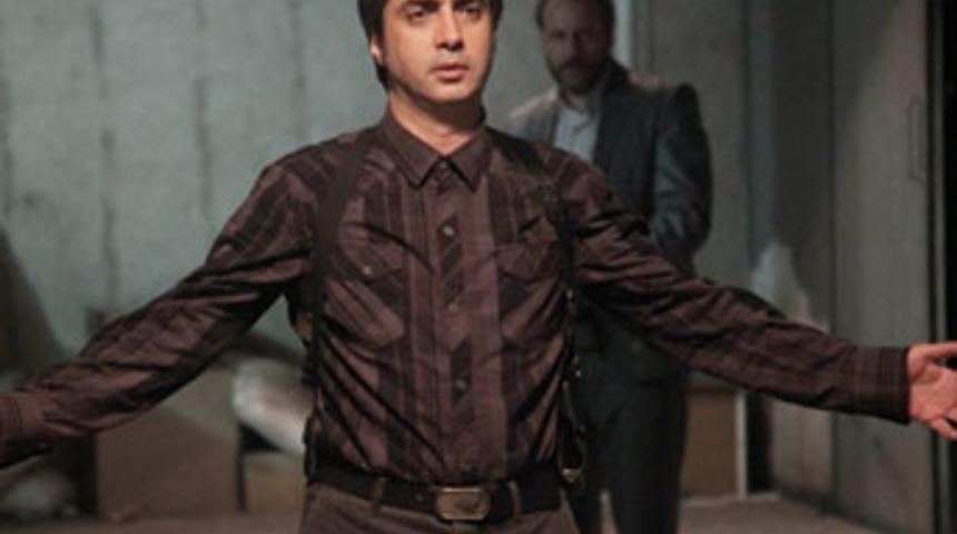 Kurtlar Vadisi Pusu’da Polat ağlattı!