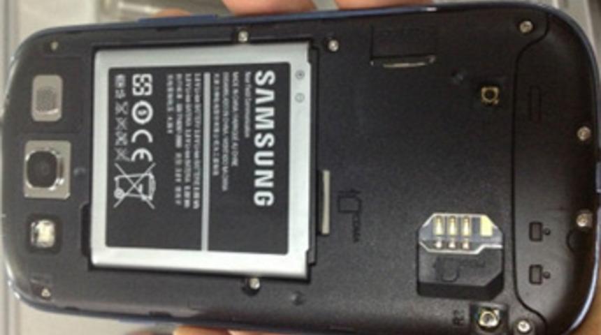 &Ccedil;ift Sim Kartlı Galaxy S3 G&ouml;r&uuml;nt&uuml;lendi