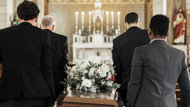 ABD'de film gibi olay! Cenazesinde yaşadığı ortaya çıktı