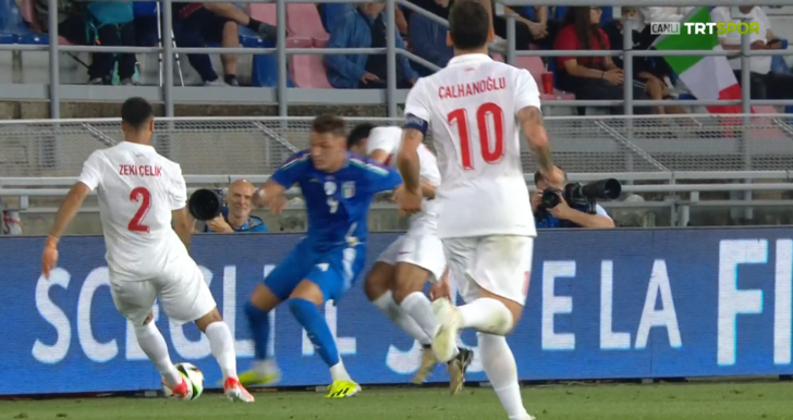 Avrupa Şampiyonası öncesi Ozan Kabak'tan kötü haber! Yaşadığı sakatlık sonrası sahayı sedyeyle terk etti G2