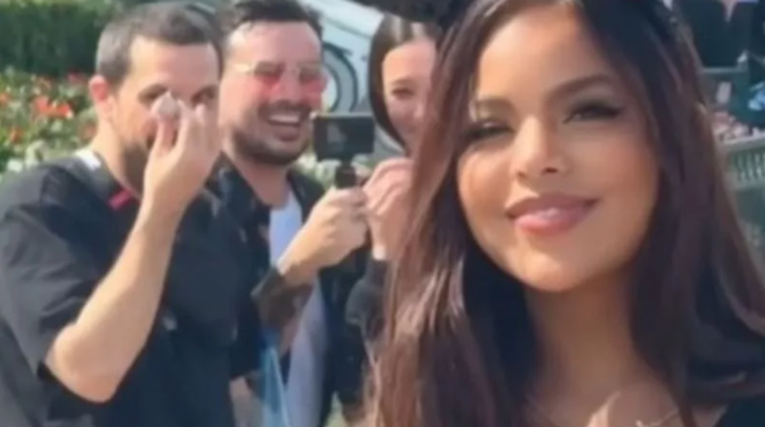 Disneyland'ı gezmek için gitmişti! Kıyafet seçimi tüm gününü mahvetti: "İnsanlar vücuduma bakmayı bırakmadı"