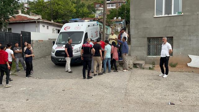 Afganlar birbirine girdi, sebebi 'pes' dedirtti! Ortalığı savaş alanına çevirdiler