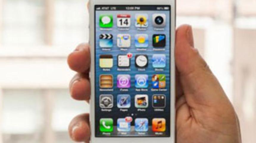 127 dolara iPhone 5, 47 dolara iPhone 4S!