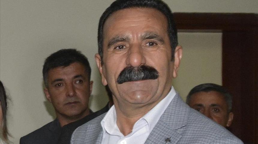 SON DAKİKA | Yerine kayyım atanmıştı! Görevden uzaklaştırılan belediye başkanı Mehmet Sıddık Akış'a hapis cezası: Karar sonrası gerginlik çıktı