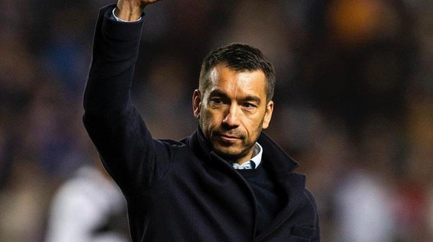 Beşiktaş, teknik direktörlük görevine Giovanni van Bronckhorst'u getirdi!