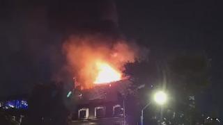 Kadıköy'de otelde yangın! Müşteriler tedbir amaçlı otelin dışına çıkarıldı