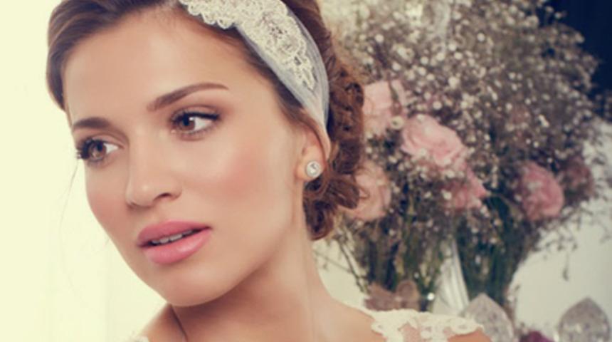 Gelin Sa&ccedil;ı Aksesuarları 