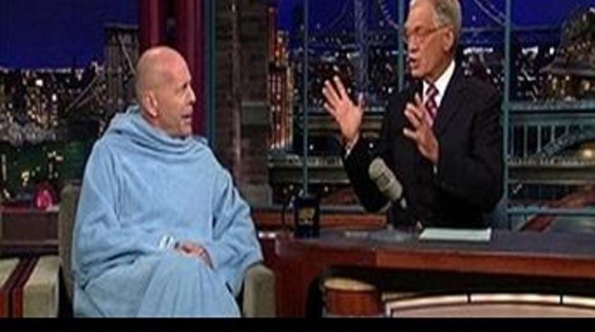 Bruce Willis giyince satışı 300 bine ulaştı!