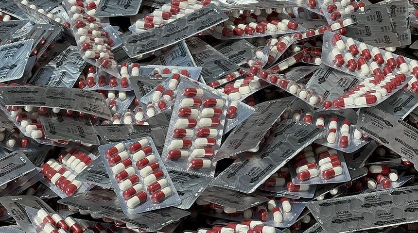 İnsanları uyuşturucuya alıştırmak için 'yok artık' dedirten yöntem: Cinsel gücü artıcı ilaç kullandılar