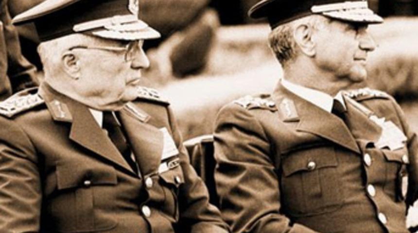 12 Eyl&uuml;l mahkemesine kahve molası