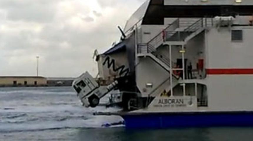 El frenini çekmeyi unutunca..