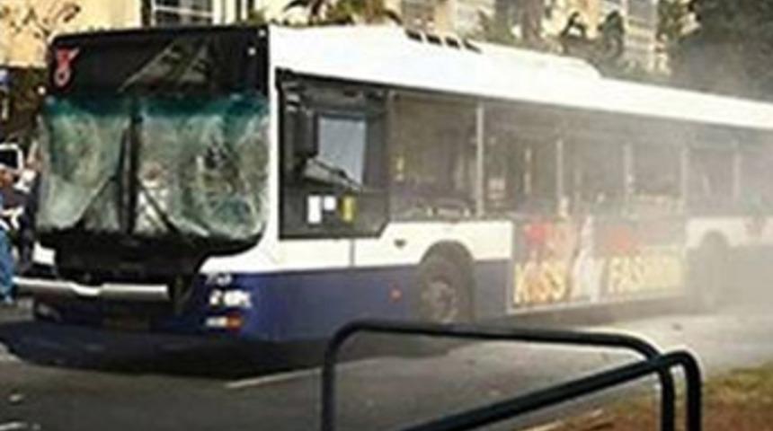 İsrail'de bir otobüste patlama
