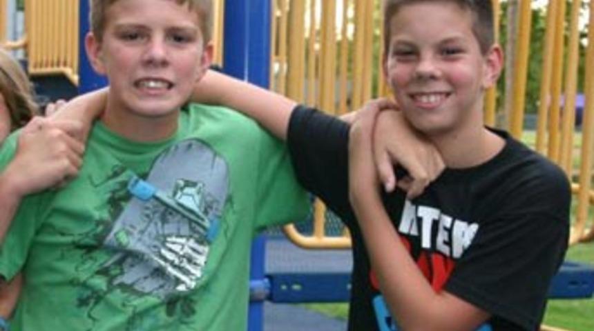 Arkadaş oldu, kardeşi çıktı