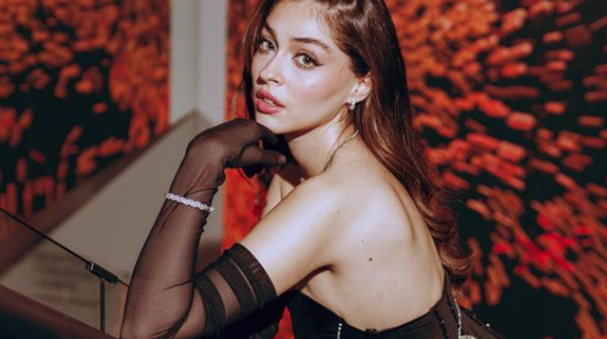 Sakla Beni'nin İncila'sı Cemre Baysel tatil pozlarıyla sosyal medyayı salladı! Beğeni yağdı 