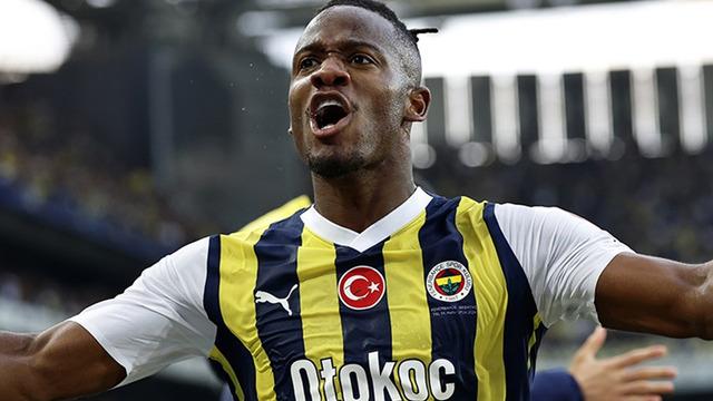 Okan Buruk'tan Batshuayi ve Sacha Boey sorularına net cevap! ''Görüşmelerimiz oluyor...''