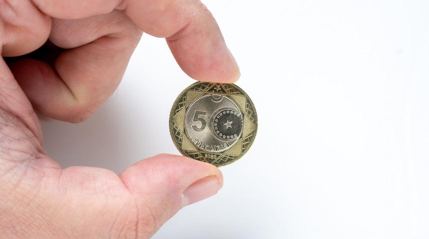 100 milyon lira! Tedavüle çıkarıldı: Resmi Gazete'den 5 TL madeni para kararı
