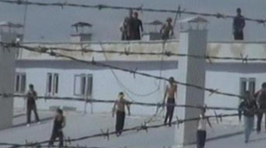 Beklediği 1 yıl 20'ye &ccedil;ıkınca intihar etti