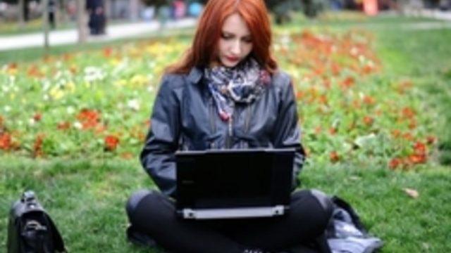 Bu yıl 3,2 milyar kişinin internet erişimi olacak