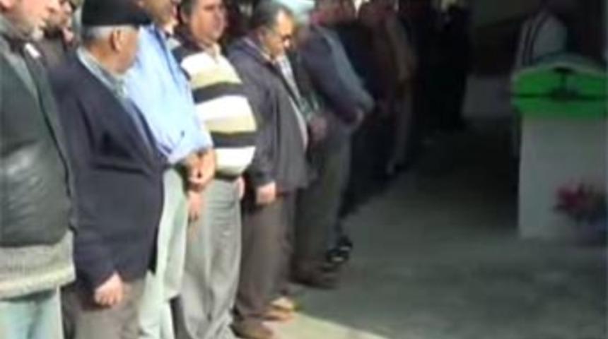 Cenazede helallik vermedi!