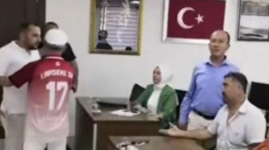 İş insanı belediye meclisini bastı, gerginlik tavan yaptı! 'Kimse meclisi basamaz' diye tepki gösterdiler