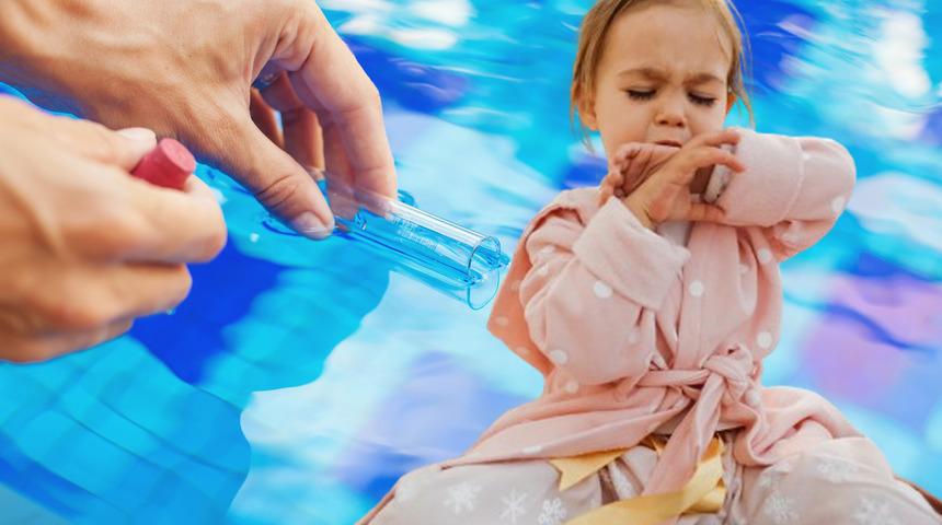 Havalar ısındı herkes akın etti! Uzmanından 'havuz' uyarısı: “Gözle ilgili rahatsızlıklar, çocuklarda kalıcı hasar bırakabilir”