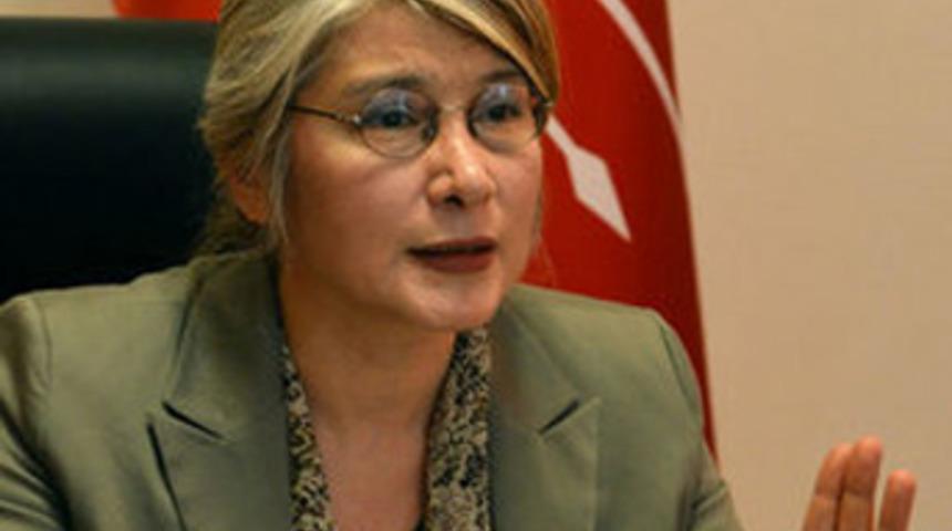 CHP’li Tarhan’dan Arınç’a "taciz" tepkisi!