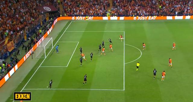 Galatasaray'ın attığı gol Şampiyonlar Ligi'nde sezonun golü seçildi! 640xauto