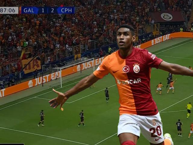 Galatasaray'ın attığı gol Şampiyonlar Ligi'nde sezonun golü seçildi!