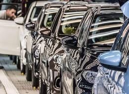Türkiye'de satılan her 10 otomobilden 7'si ithal
