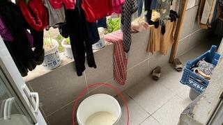 Oyun oynarken süt kovasına düşen bebek ölümle burun buruna: Kayseri'de feci olay