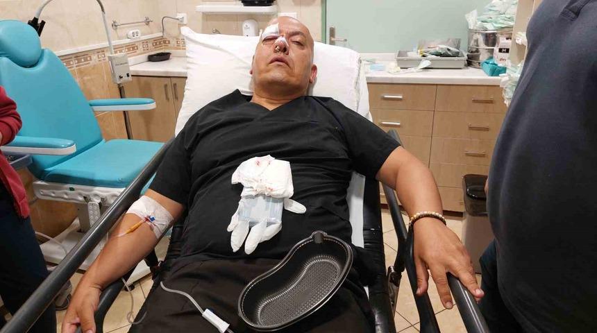 Hasta yakınından doktora saldırı! Yumruklayarak burnunu kırdı