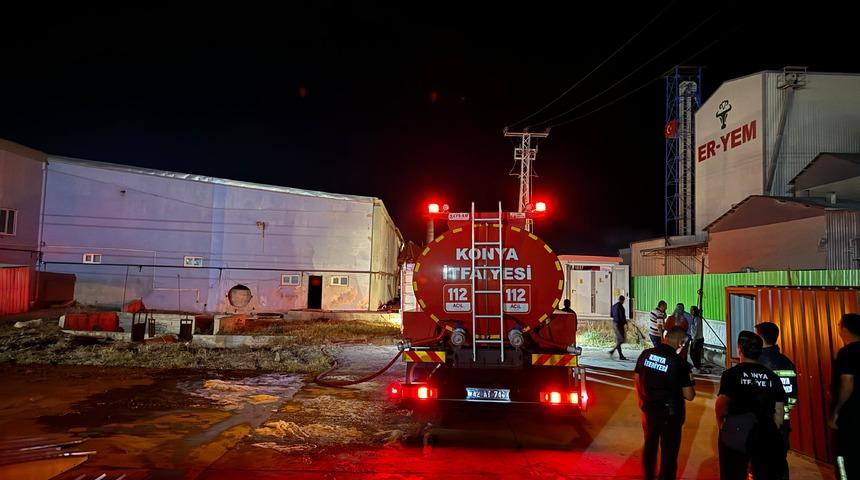 Konya'da geri dönüşüm fabrikasında yangın çıktı