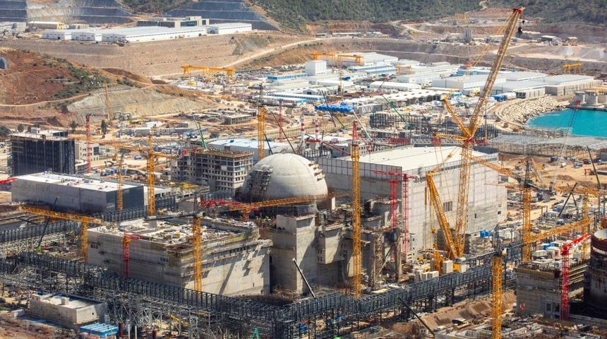 Akkuyu NGS'de önemli adım! 2. ünitede gezer vinçlerin montajı tamamlandı