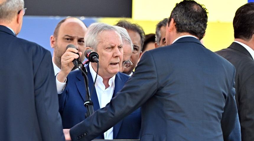 Aziz Yıldırım'dan seçim sonrası ilk mesaj! "Büyük Fenerbahçe taraftarına..."