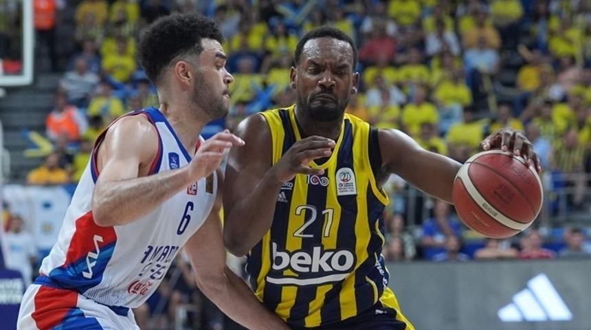 Anadolu Efes son saniye sayısıyla kazandı! Fenerbahçe Beko şampiyonluğu kaçırdı